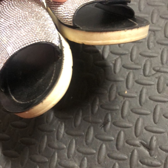 Madden girl Rhinestone adjustable slip on shoes poetik 8.5 euc - Picture 10 of 10